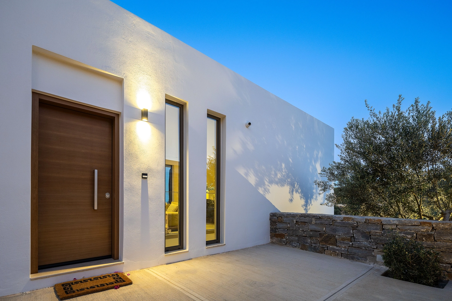 Villa ANDRIOTIS – Eingang der Villa