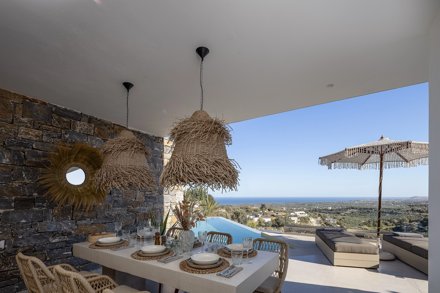 Andriotis - Luxurious holiday Villa - outdoor area