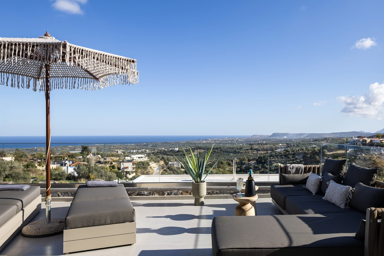 Andriotis - Luxurious holiday Villa - outdoor area