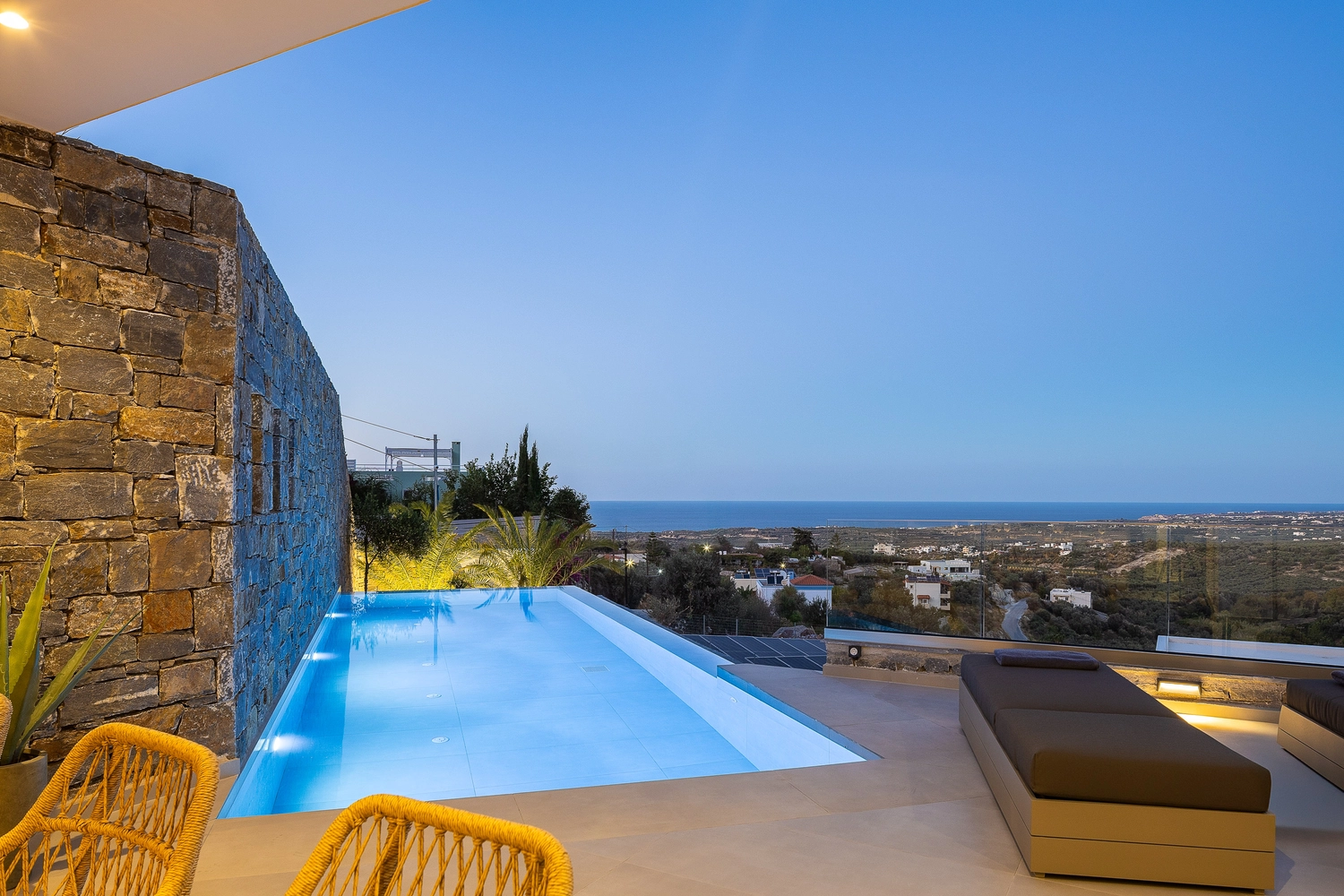 Andriotis - Luxurious holiday Villa - outdoor area